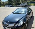 Черный Мерседес Е-Класс, объемом двигателя 1.8 л и пробегом 156 тыс. км за 17456 $, фото 2 на Automoto.ua