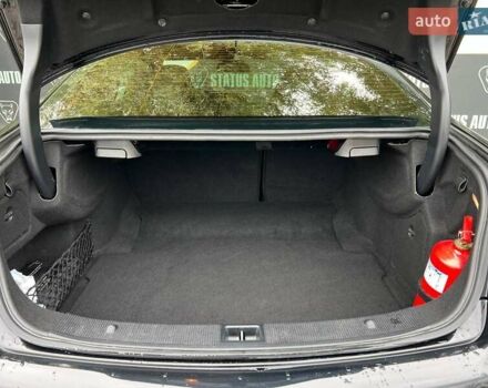 Черный Мерседес Е-Класс, объемом двигателя 2.2 л и пробегом 177 тыс. км за 16700 $, фото 11 на Automoto.ua