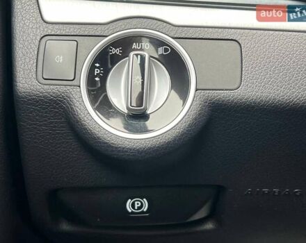 Черный Мерседес Е-Класс, объемом двигателя 2.2 л и пробегом 177 тыс. км за 16700 $, фото 18 на Automoto.ua