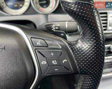 Черный Мерседес Е-Класс, объемом двигателя 2.2 л и пробегом 177 тыс. км за 16700 $, фото 22 на Automoto.ua