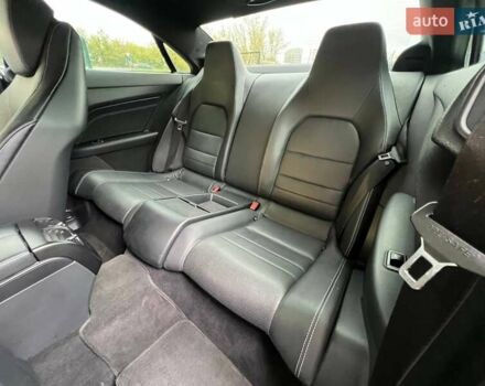 Черный Мерседес Е-Класс, объемом двигателя 2.2 л и пробегом 177 тыс. км за 16700 $, фото 31 на Automoto.ua