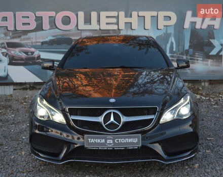 Черный Мерседес Е-Класс, объемом двигателя 2 л и пробегом 128 тыс. км за 17900 $, фото 1 на Automoto.ua