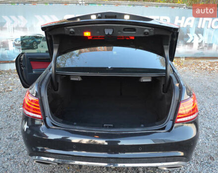 Черный Мерседес Е-Класс, объемом двигателя 2 л и пробегом 128 тыс. км за 17900 $, фото 6 на Automoto.ua