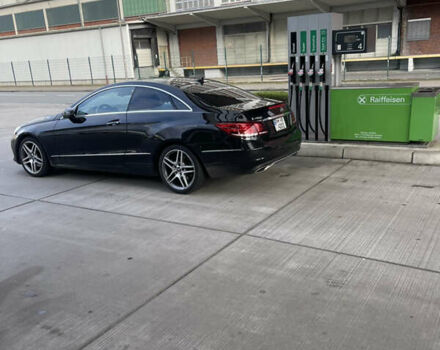 Чорний Мерседес Е-Клас, об'ємом двигуна 3 л та пробігом 150 тис. км за 22000 $, фото 53 на Automoto.ua