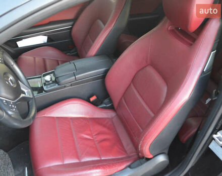 Черный Мерседес Е-Класс, объемом двигателя 2 л и пробегом 128 тыс. км за 17900 $, фото 13 на Automoto.ua