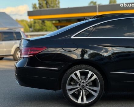 Черный Мерседес Е-Класс, объемом двигателя 3 л и пробегом 125 тыс. км за 18990 $, фото 15 на Automoto.ua