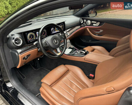 Черный Мерседес Е-Класс, объемом двигателя 3 л и пробегом 90 тыс. км за 37000 $, фото 5 на Automoto.ua