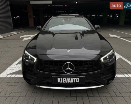 Мерседес Е-Класс 2017 в Киеве на Automoto.ua Черный Мерседес Е-Класс, объемом двигателя 3 л и пробегом 93 тыс. км за 37000 $, фото 1 на Automoto.ua