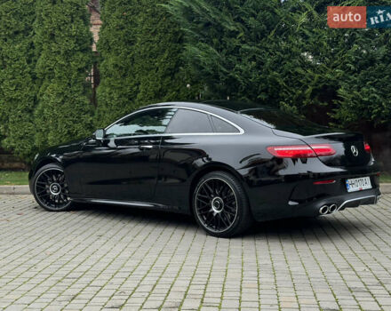 Черный Мерседес Е-Класс, объемом двигателя 3 л и пробегом 93 тыс. км за 35999 $, фото 2 на Automoto.ua