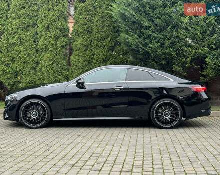 Черный Мерседес Е-Класс, объемом двигателя 3 л и пробегом 93 тыс. км за 35999 $, фото 1 на Automoto.ua