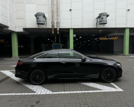 Мерседес Е-Клас 2017 у Києві на Automoto.ua Чорний Мерседес Е-Клас, об'ємом двигуна 3 л та пробігом 93 тис. км за 37000 $, фото 3 на Automoto.ua