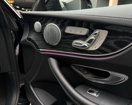 Мерседес Е-Клас 2017 у Києві на Automoto.ua Чорний Мерседес Е-Клас, об'ємом двигуна 3 л та пробігом 93 тис. км за 37000 $, фото 12 на Automoto.ua