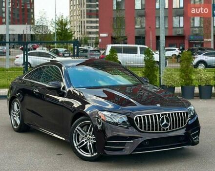 Чорний Мерседес Е-Клас, об'ємом двигуна 3 л та пробігом 28 тис. км за 37000 $, фото 1 на Automoto.ua