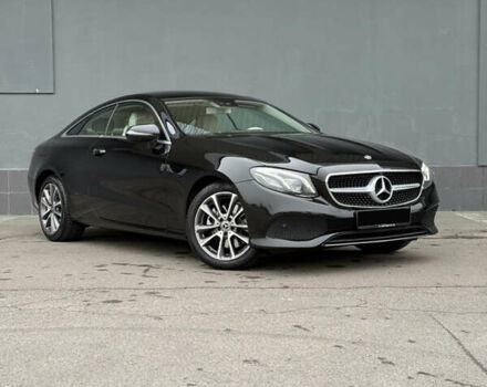 Черный Мерседес Е-Класс, объемом двигателя 1.99 л и пробегом 109 тыс. км за 39000 $, фото 5 на Automoto.ua
