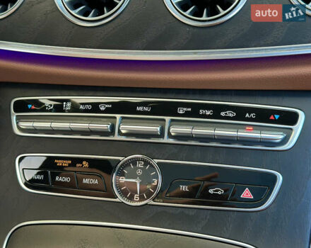 Чорний Мерседес Е-Клас, об'ємом двигуна 3 л та пробігом 28 тис. км за 37000 $, фото 25 на Automoto.ua