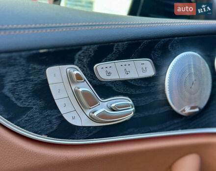 Чорний Мерседес Е-Клас, об'ємом двигуна 3 л та пробігом 28 тис. км за 37000 $, фото 36 на Automoto.ua