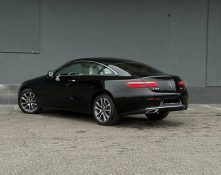 Черный Мерседес Е-Класс, объемом двигателя 1.99 л и пробегом 109 тыс. км за 39000 $, фото 13 на Automoto.ua