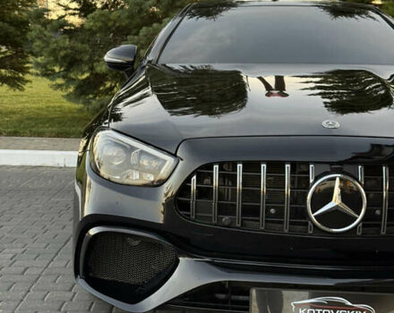 Чорний Мерседес Е-Клас, об'ємом двигуна 3 л та пробігом 63 тис. км за 35000 $, фото 4 на Automoto.ua