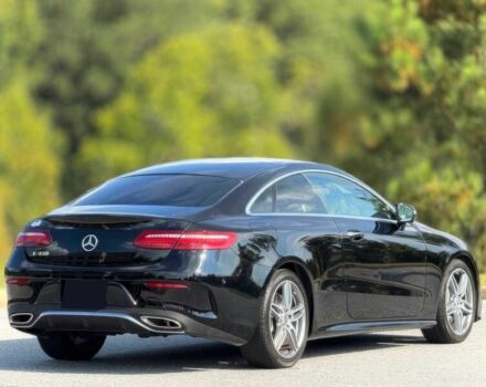 Черный Мерседес Е-Класс, объемом двигателя 3 л и пробегом 46 тыс. км за 23000 $, фото 7 на Automoto.ua