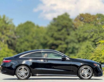 Черный Мерседес Е-Класс, объемом двигателя 3 л и пробегом 46 тыс. км за 23000 $, фото 3 на Automoto.ua