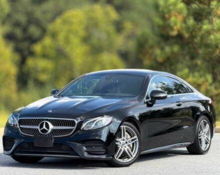 Черный Мерседес Е-Класс, объемом двигателя 3 л и пробегом 46 тыс. км за 23000 $, фото 2 на Automoto.ua