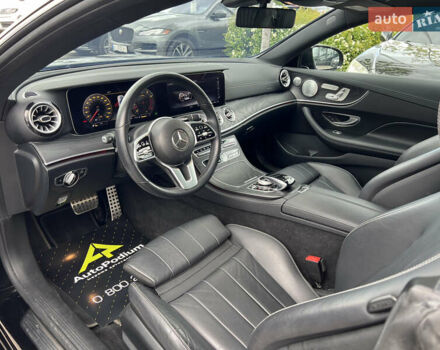 Черный Мерседес Е-Класс, объемом двигателя 3 л и пробегом 25 тыс. км за 46500 $, фото 19 на Automoto.ua