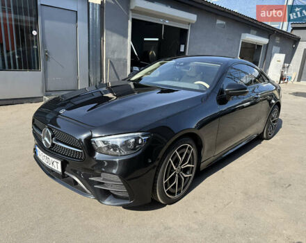 Чорний Мерседес Е-Клас, об'ємом двигуна 1.95 л та пробігом 52 тис. км за 55000 $, фото 1 на Automoto.ua