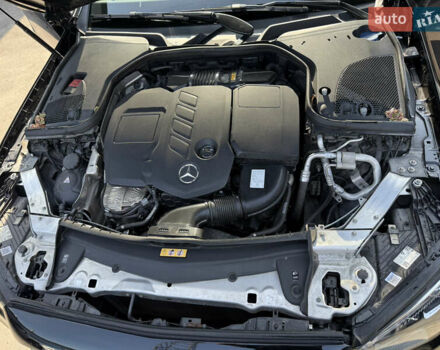 Чорний Мерседес Е-Клас, об'ємом двигуна 1.95 л та пробігом 52 тис. км за 55000 $, фото 12 на Automoto.ua
