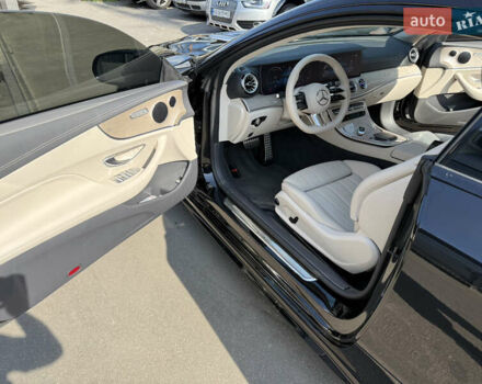 Чорний Мерседес Е-Клас, об'ємом двигуна 1.95 л та пробігом 52 тис. км за 55000 $, фото 13 на Automoto.ua