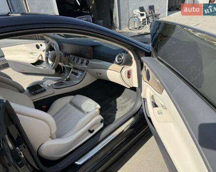 Чорний Мерседес Е-Клас, об'ємом двигуна 1.95 л та пробігом 52 тис. км за 55000 $, фото 16 на Automoto.ua