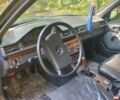 Черный Мерседес Е-Класс, объемом двигателя 2 л и пробегом 390 тыс. км за 2300 $, фото 7 на Automoto.ua