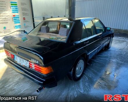 Чорний Мерседес Е-Клас, об'ємом двигуна 2 л та пробігом 250 тис. км за 1700 $, фото 3 на Automoto.ua