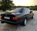 Мерседес Е-Класс 1987 в Кагарлыке на Automoto.ua Черный Мерседес Е-Класс, объемом двигателя 2.6 л и пробегом 386 тыс. км за 1700 $, фото 6 на Automoto.ua