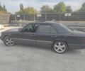 Чорний Мерседес Е-Клас, об'ємом двигуна 3 л та пробігом 312 тис. км за 4700 $, фото 1 на Automoto.ua