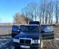 Черный Мерседес Е-Класс, объемом двигателя 2 л и пробегом 300 тыс. км за 1550 $, фото 1 на Automoto.ua