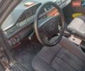 Черный Мерседес Е-Класс, объемом двигателя 2.3 л и пробегом 380 тыс. км за 1800 $, фото 7 на Automoto.ua