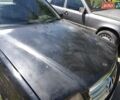 Черный Мерседес Е-Класс, объемом двигателя 2 л и пробегом 400 тыс. км за 1600 $, фото 1 на Automoto.ua