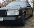 Черный Мерседес Е-Класс, объемом двигателя 2 л и пробегом 400 тыс. км за 2350 $, фото 1 на Automoto.ua