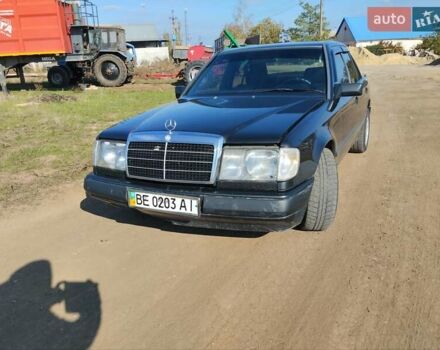 Чорний Мерседес Е-Клас, об'ємом двигуна 2.5 л та пробігом 456 тис. км за 1850 $, фото 7 на Automoto.ua