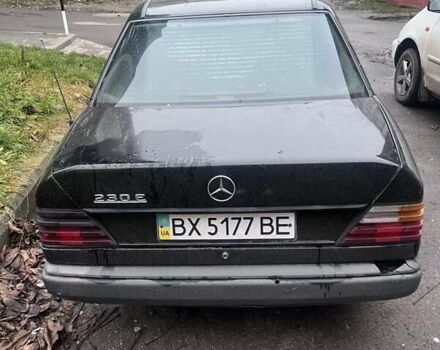 Черный Мерседес Е-Класс, объемом двигателя 0 л и пробегом 700 тыс. км за 1200 $, фото 6 на Automoto.ua