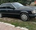 Черный Мерседес Е-Класс, объемом двигателя 2.5 л и пробегом 436 тыс. км за 2700 $, фото 4 на Automoto.ua