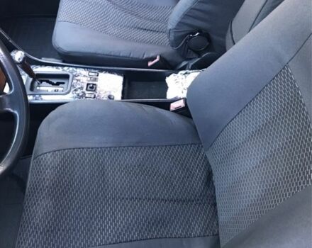 Черный Мерседес Е-Класс, объемом двигателя 3 л и пробегом 408 тыс. км за 2450 $, фото 6 на Automoto.ua