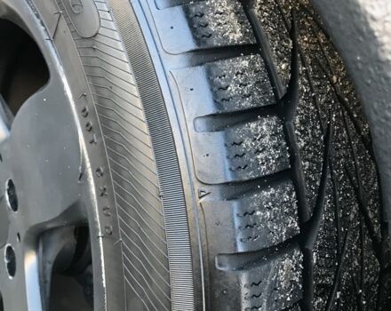 Черный Мерседес Е-Класс, объемом двигателя 3 л и пробегом 408 тыс. км за 2450 $, фото 9 на Automoto.ua