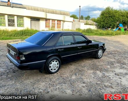 Чорний Мерседес Е-Клас, об'ємом двигуна 2.3 л та пробігом 200 тис. км за 1450 $, фото 5 на Automoto.ua