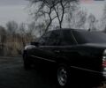 Черный Мерседес Е-Класс, объемом двигателя 2.5 л и пробегом 300 тыс. км за 2000 $, фото 4 на Automoto.ua