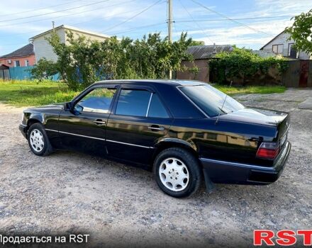 Чорний Мерседес Е-Клас, об'ємом двигуна 2.3 л та пробігом 200 тис. км за 1450 $, фото 1 на Automoto.ua