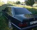 Черный Мерседес Е-Класс, объемом двигателя 2.3 л и пробегом 450 тыс. км за 2142 $, фото 3 на Automoto.ua