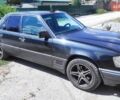 Черный Мерседес Е-Класс, объемом двигателя 2.3 л и пробегом 350 тыс. км за 3200 $, фото 1 на Automoto.ua
