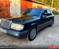 Черный Мерседес Е-Класс, объемом двигателя 2.3 л и пробегом 290 тыс. км за 2500 $, фото 1 на Automoto.ua