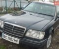 Черный Мерседес Е-Класс, объемом двигателя 2.3 л и пробегом 299 тыс. км за 2700 $, фото 1 на Automoto.ua